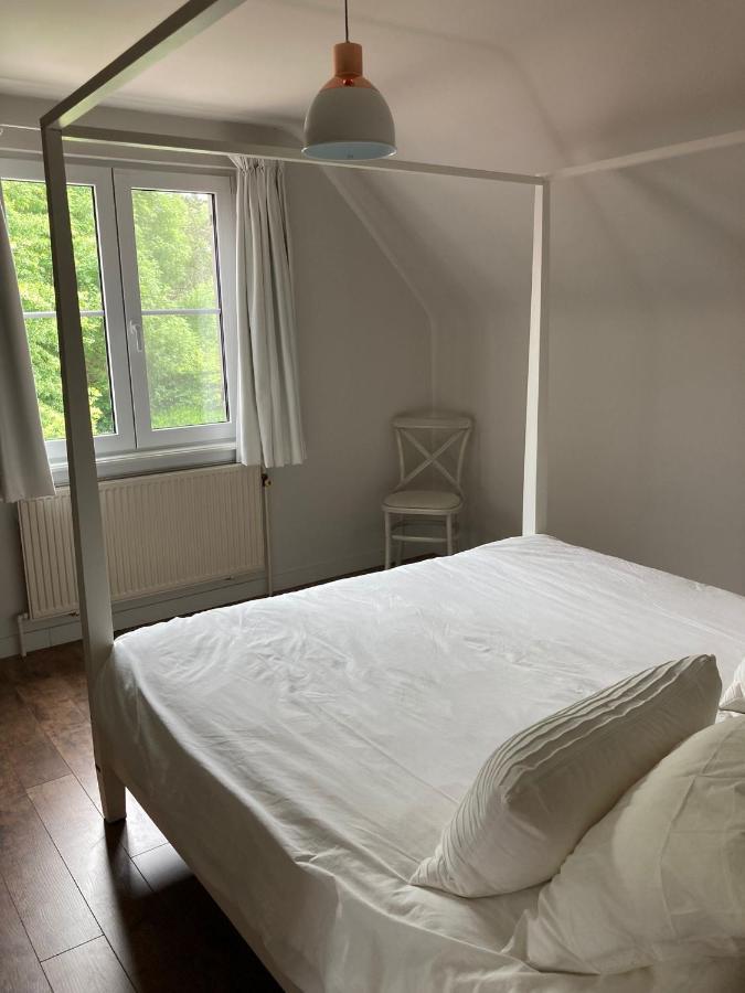 Rustig Appartement In Het Groen Met Terras Kontich Exteriör bild